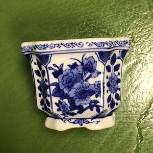 Blue and white container